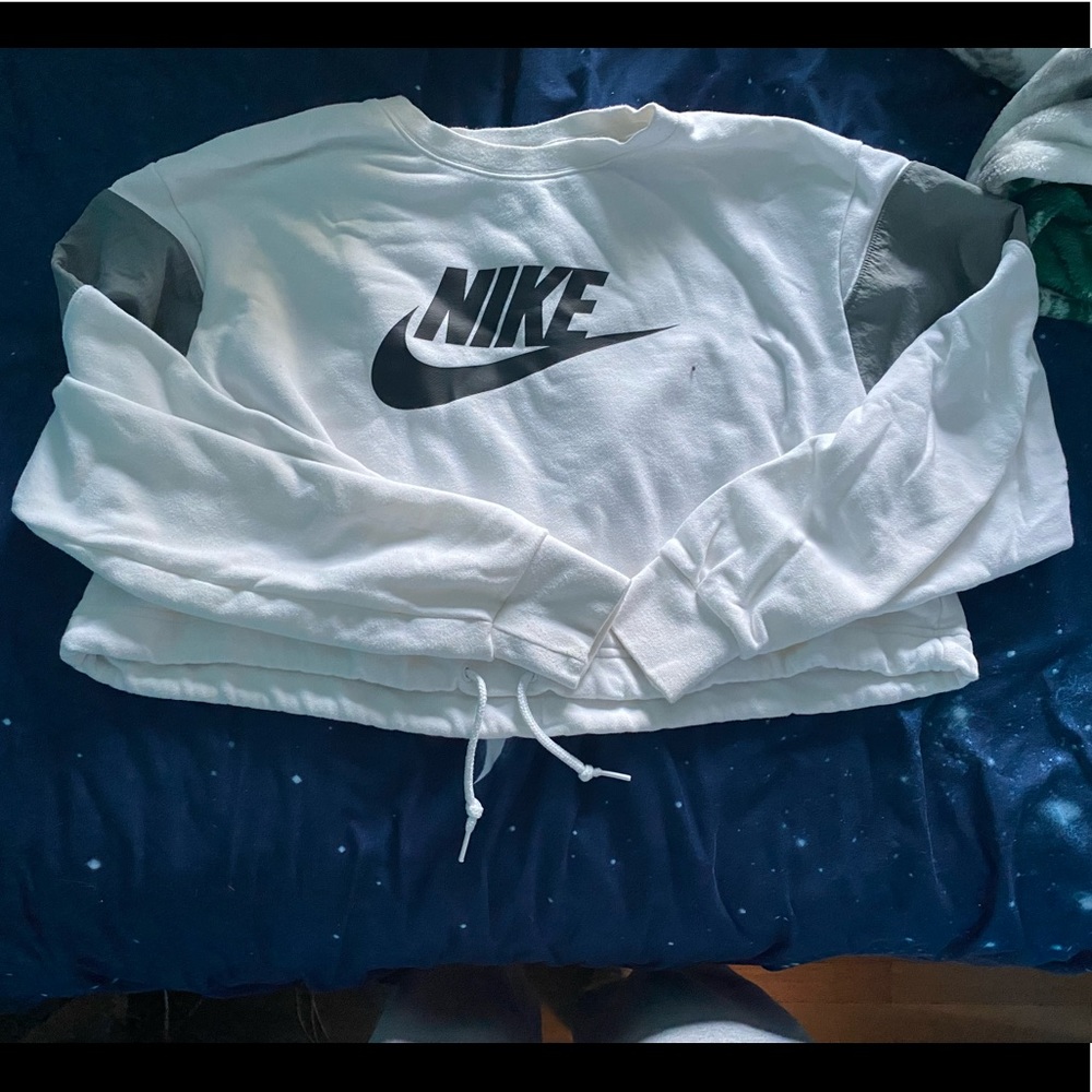Nike•Tie Cropped Sweatshirt•White/Black/Grey•Sz: L•